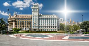 Location de voitures à Barcelone Plaza Catalunya