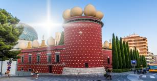 Location de voitures à Figueras, Catalogne